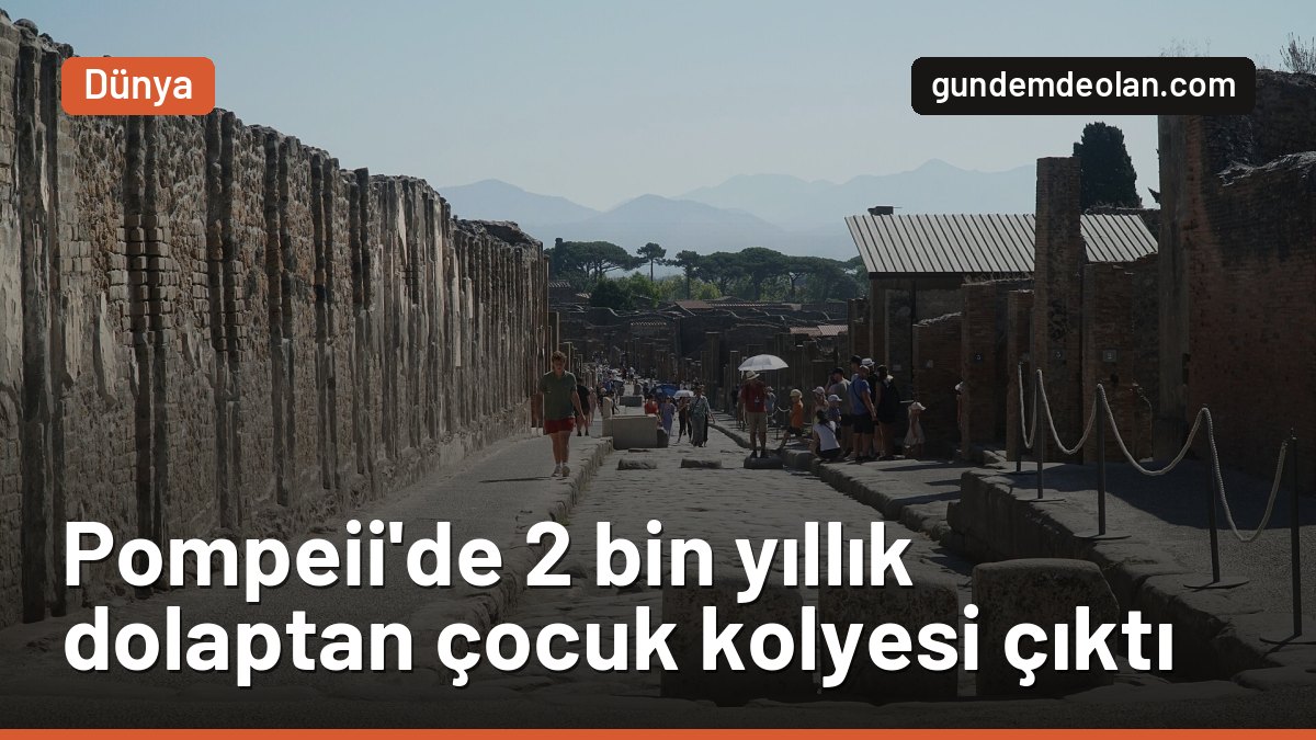 Pompeii’de 2 bin yıllık dolap açıldı: Parfüm şişesi ve çocuk kolyesi çıktı